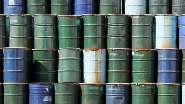 A Rússia é atualmente um dos maiores produtores de petróleo do mundo, e conflito envolvendo a Ucrânia afeta de forma significativa o mercado (Foto: GETTY IMAGES (via BBC))