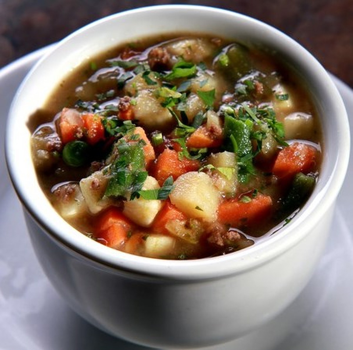 15_58_58_903_caldo_de_carne_com_legumes_2.jpg