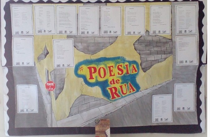Biblioteca Municipal Donateli Gandra Fonseca recebe exposição do projeto 'Poesia de rua' em  Formiga