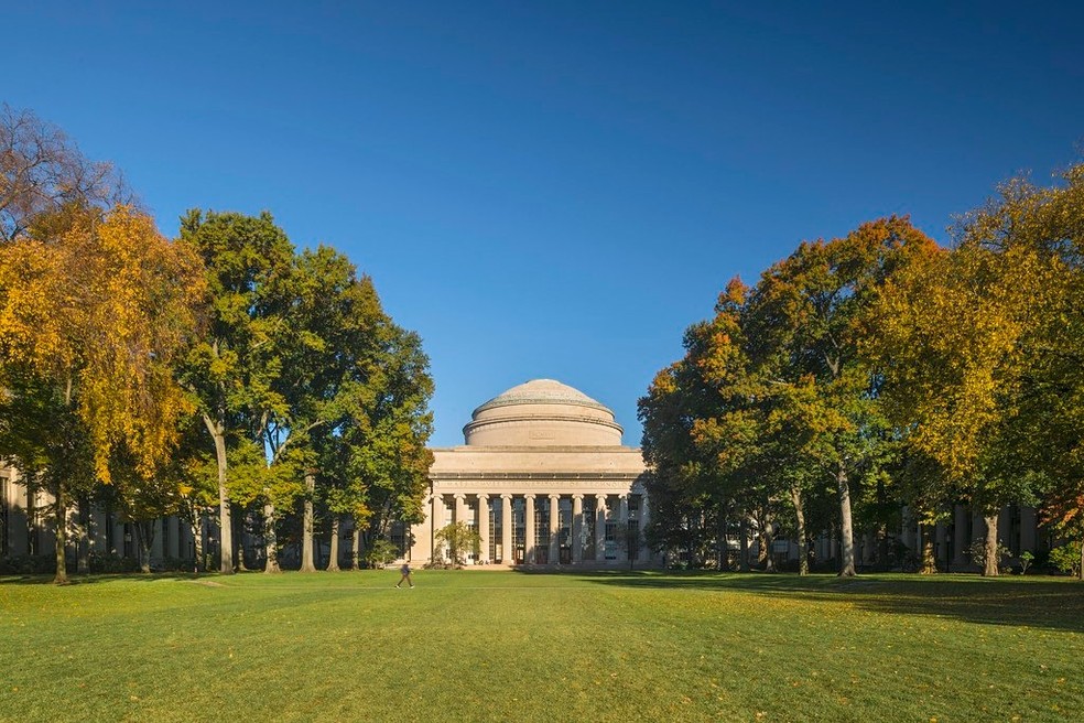Massachusetts Institute of Technology (MIT) em Boston, nos Estados Unidos. — Foto: Reprodução/Facebook/MIT