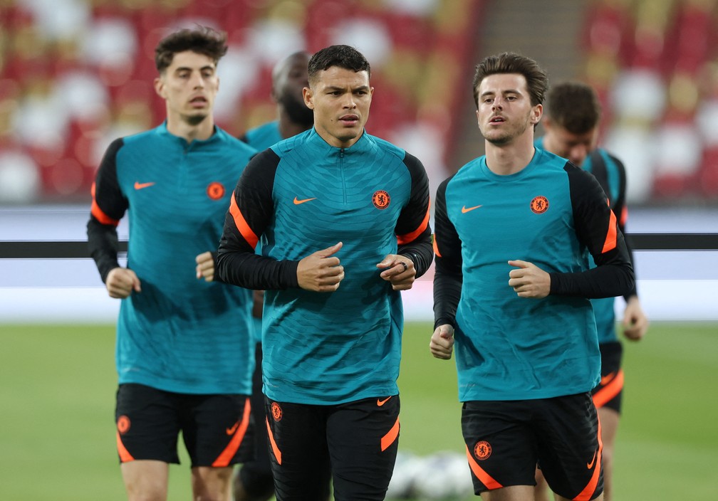 Havertz, Thiago Silva e Mason Mount em treino do Chelsea na vspera de semifinal com o Al Hilal  Foto: Matthew Childs/Reuters