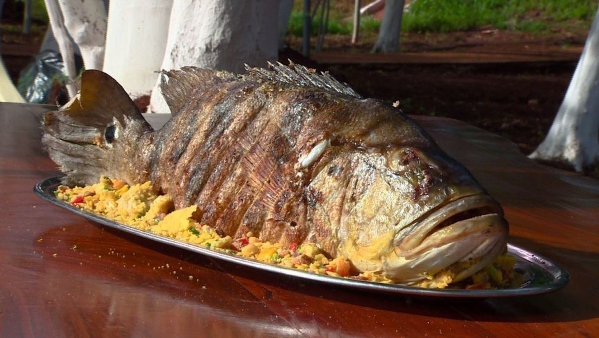 Tucunaré Recheado Com Farofa De Banana é Preparado Na Churrasqueira Terra Da Gente G1 0640