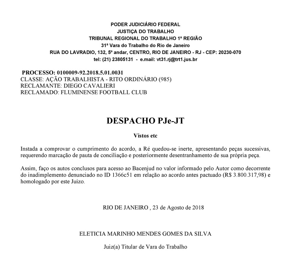 Despacho judicial que determina o bloqueio em favor do goleiro (Foto: Reprodução)