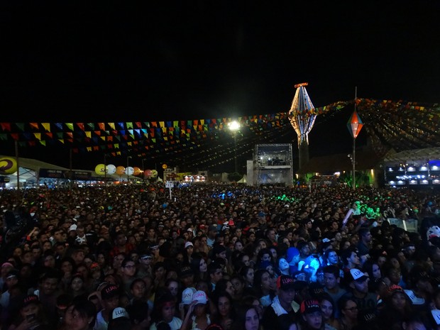80 mil pessoas na quarta noite de shows do São João de Caruaru  (Foto: Lafaete Vaz/G1)