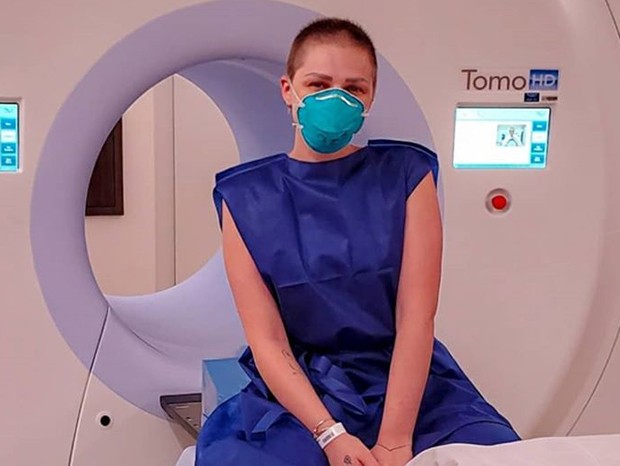 Camila Pinheiro fala sobre os efeitos colaterais de uma radioterapia (Foto: Reprodução/Instagram)