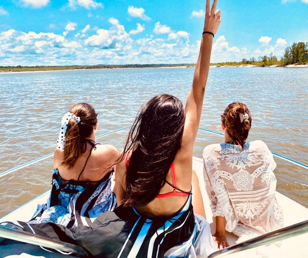 Camila Colombo, Mariana Felício e Larissa Soares (Foto: Arquivo pessoal)