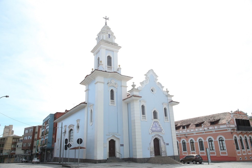 Igreja Nossa Senhora do Rosário dos Pretos foi palco de protesto antirracista — Foto: Giuliano Gomes/PR PRESS