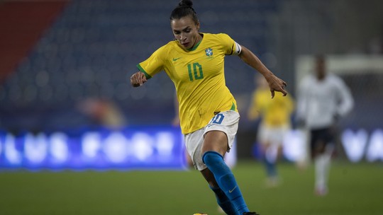 Marta sofre nova lesão e é cortada da Seleção
