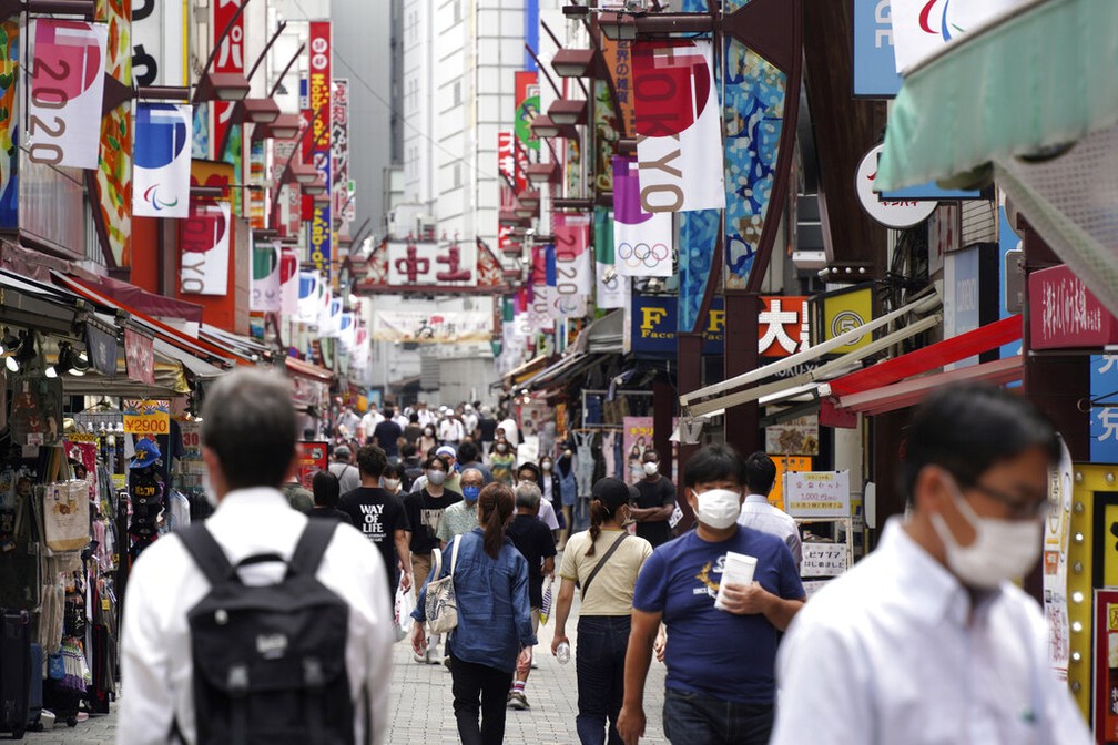 Tóquio registra mais de 4 mil casos de Covid-19 em um só dia, novo recorde na capital do Japão