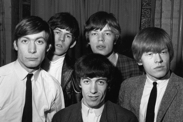 Os membros originais do Rolling Stones em uma foto de 1963 (Foto: Getty Images)