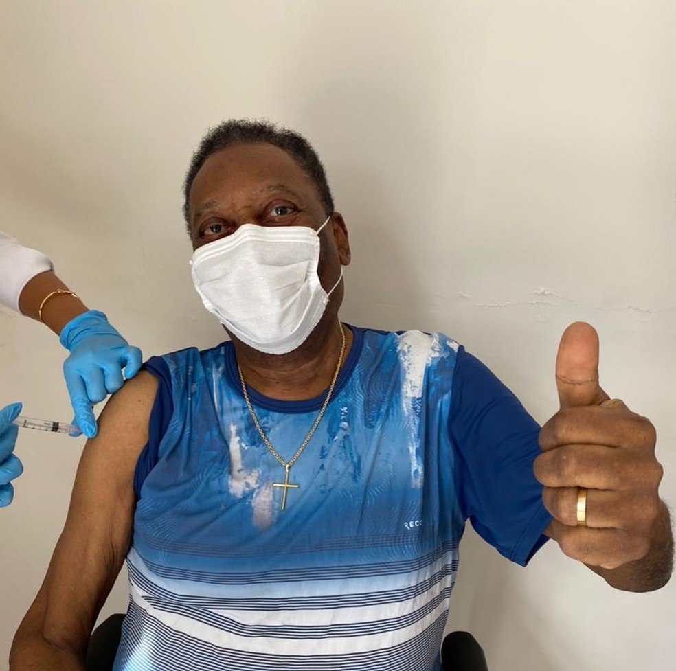 Rei do futebol recebeu as doses do imunizante contra a Covid-19 (Arquivo) — Foto: Reprodução/Instagram