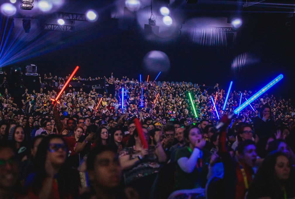 Público do painel de 'Star wars' na CCXP, em São Paulo — Foto: Divulgação