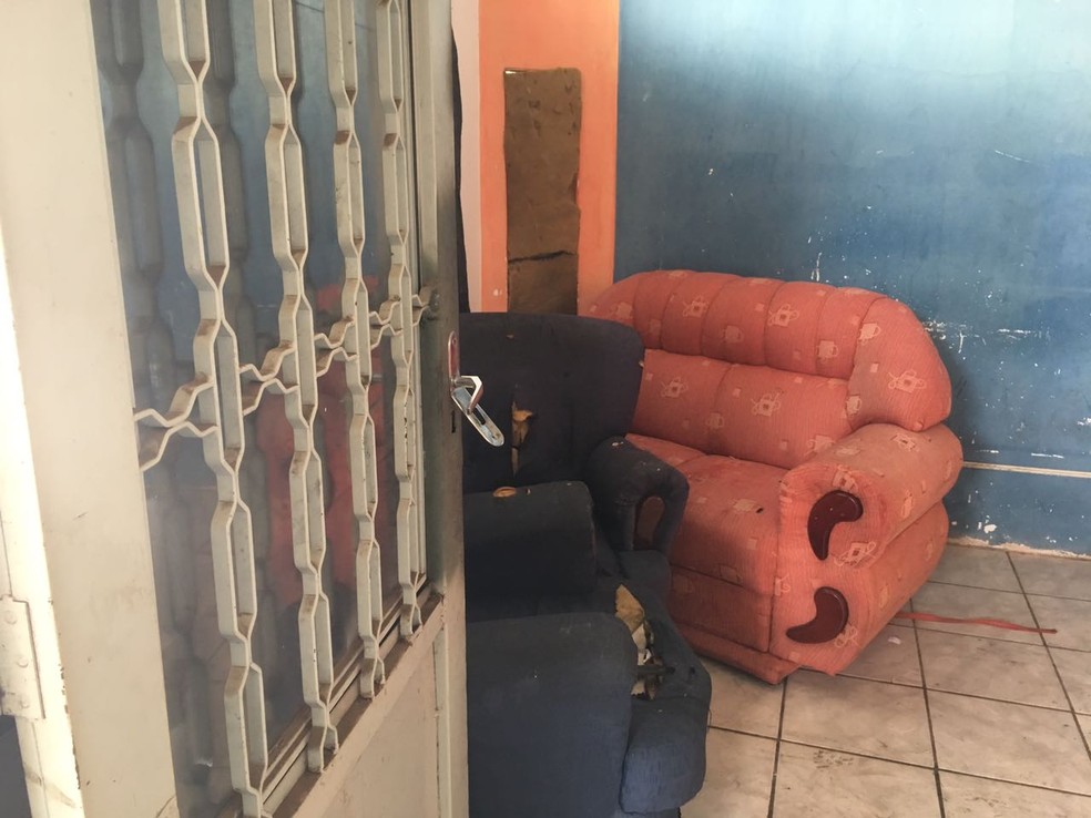 Local é apontado como abrigo para moradores de rua  (Foto: Valmir Custódio/G1)