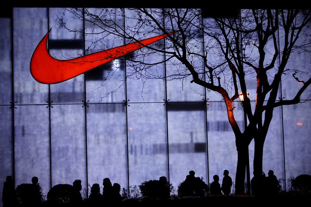 Fachada de loja da Nike em Xangai, na China (Foto: Getty Images)