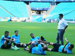 Sob pressão, diretor acumula quase 40 reforços em 29 meses de Grêmio