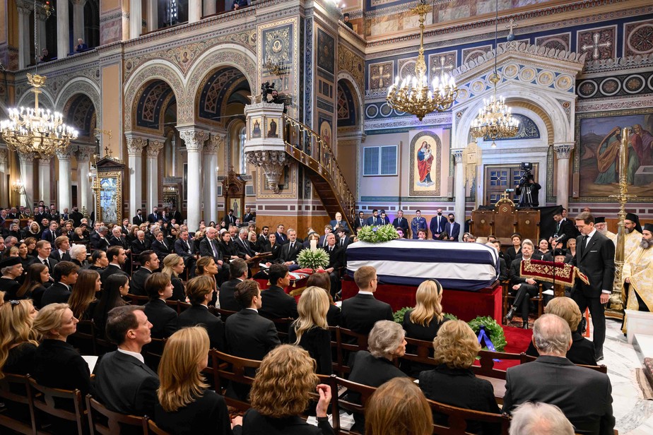 Cerimônia contou com a presença de famílias reais de toda a Europa