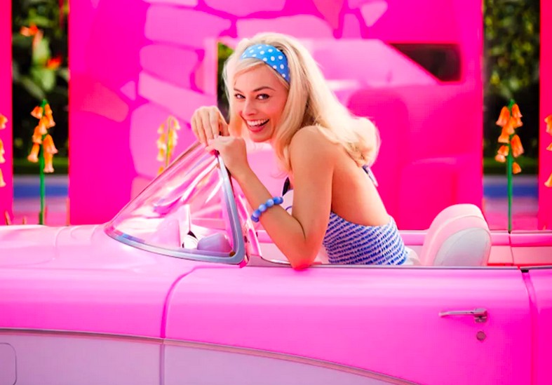 A atriz Margot Robbie como a personagem Barbie (Foto: Divulgação)