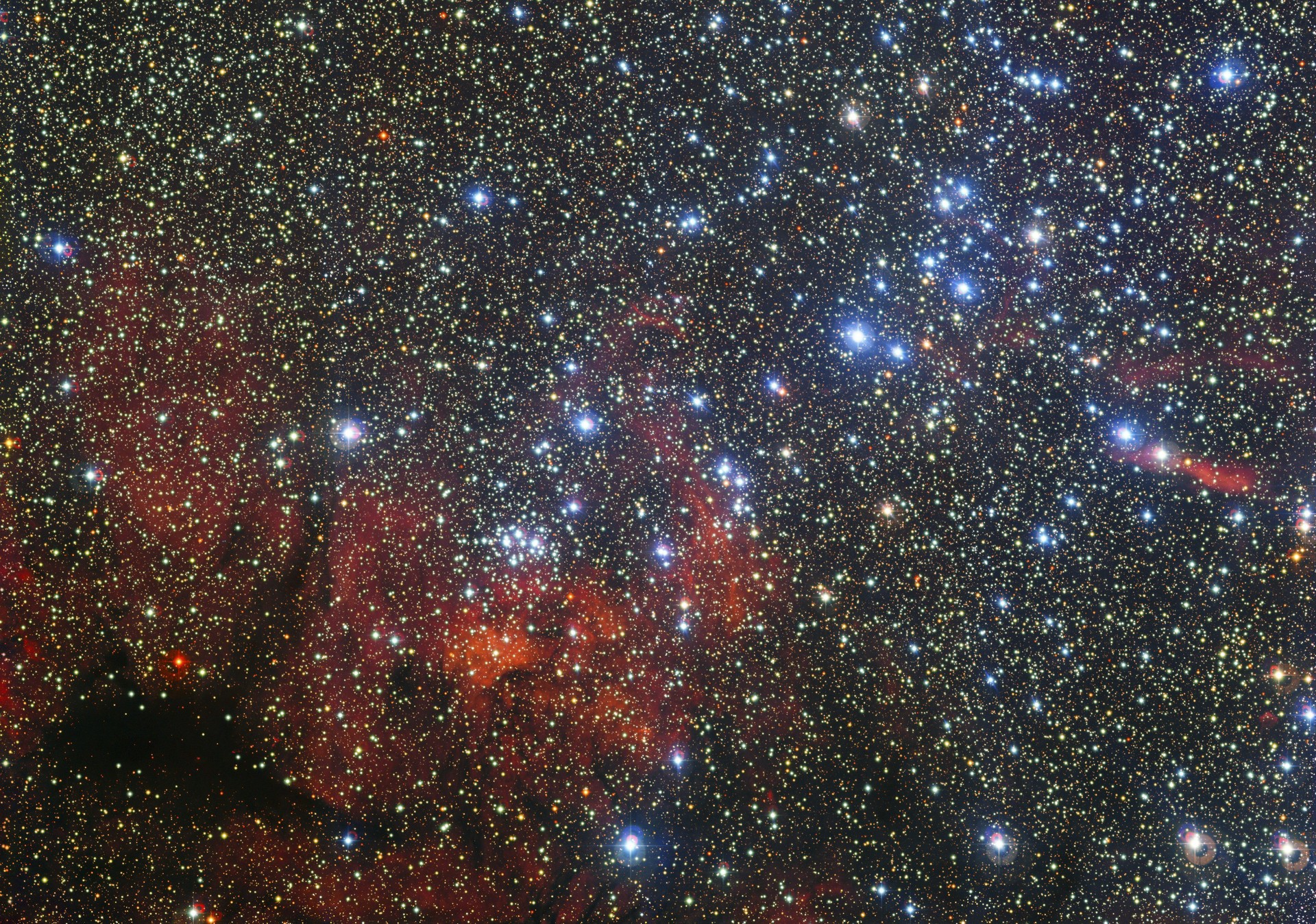 O aglomerado, que fica a 7500 anos luz da Terra (Foto: ESA)