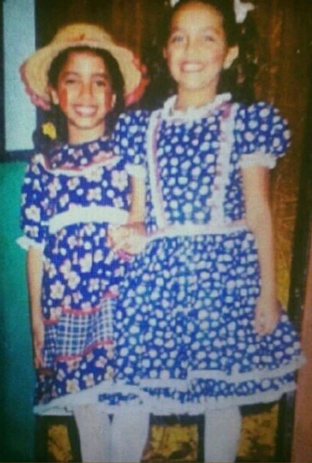 Anitta mostra foto vestida de caipira na infância (Foto: Reprodução / Instagram)