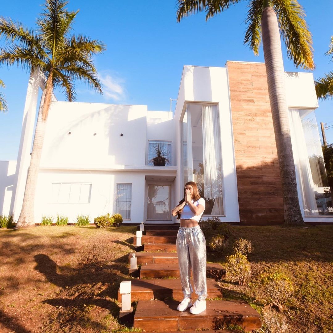 Influenciadora, Ana Mosconi se emociona com nova casa (Foto: Reprodução/Instagram)