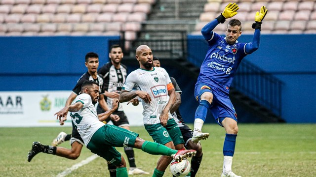 Manaus e Botafogo-PB seguiram sem gols no segundo tempo