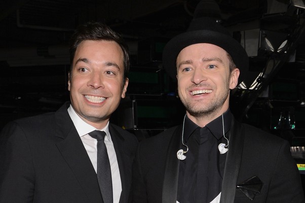 A amizade de longa data entre o ator e apresentador Jimmy Fallon e Justin Timberlake começou em um episódio da série de comédia ‘Saturday Night Live’ (Foto: Getty Images)
