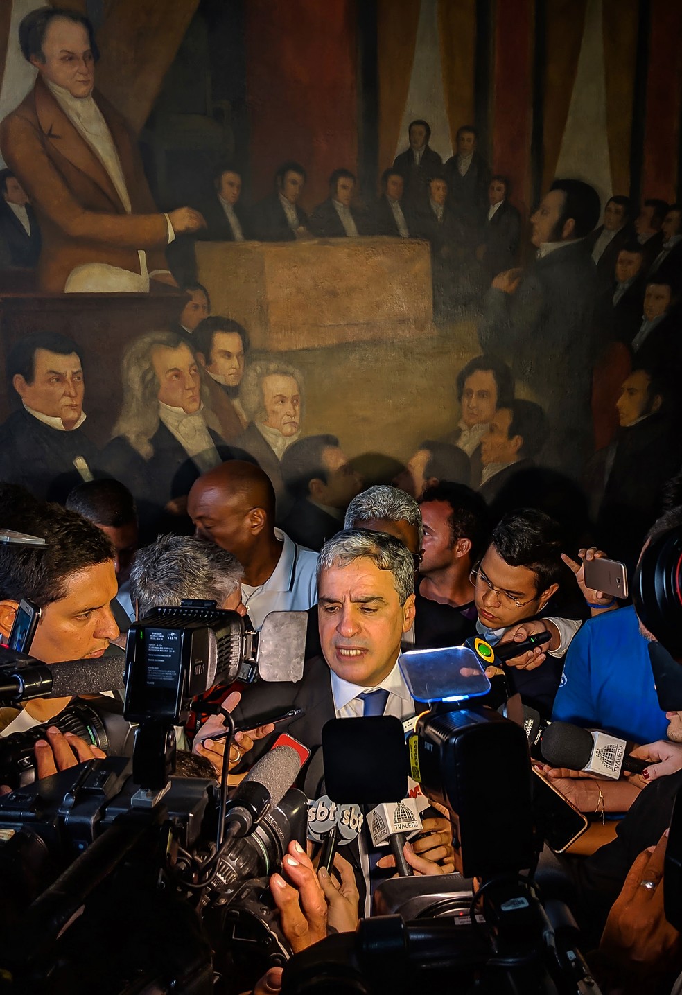 André Ceciliano (PT) em entrevista coletiva após ser eleito — Foto: Thiago Lontra/Divulgação/Alerj