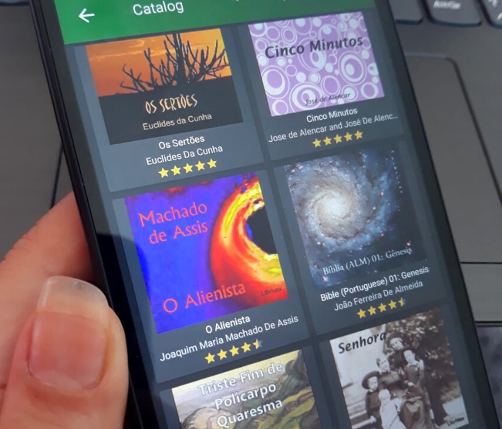 Apps disponibilizam acervo de audiobooks para quem quer ler em qualquer lugar — Foto: Reprodução/Graziela Silva