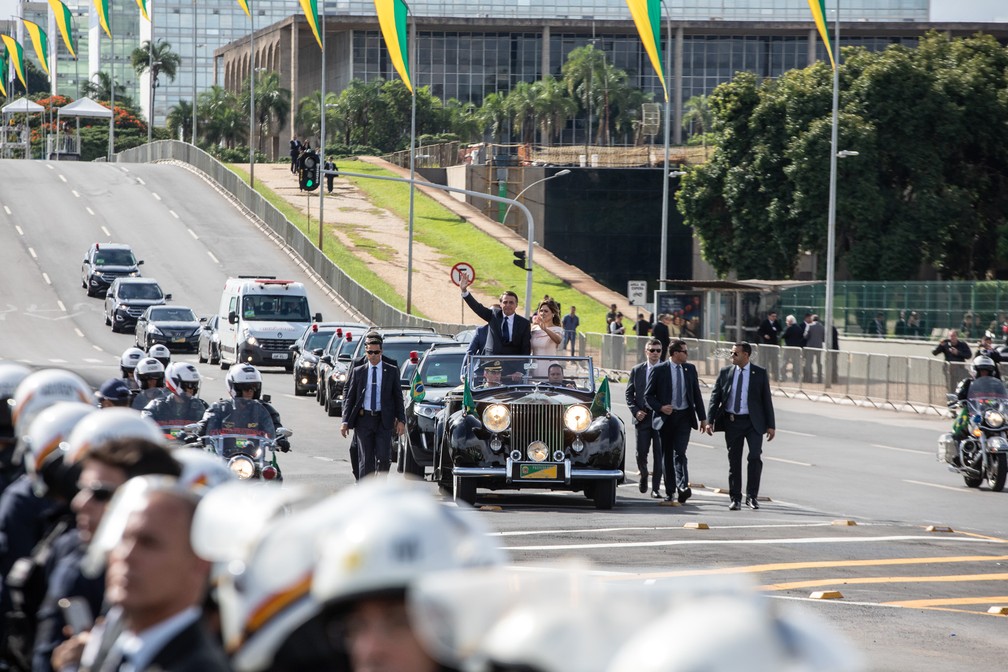 A Hist 243 Ria Do Rolls Royce Que Transportou Bolsonaro E 233