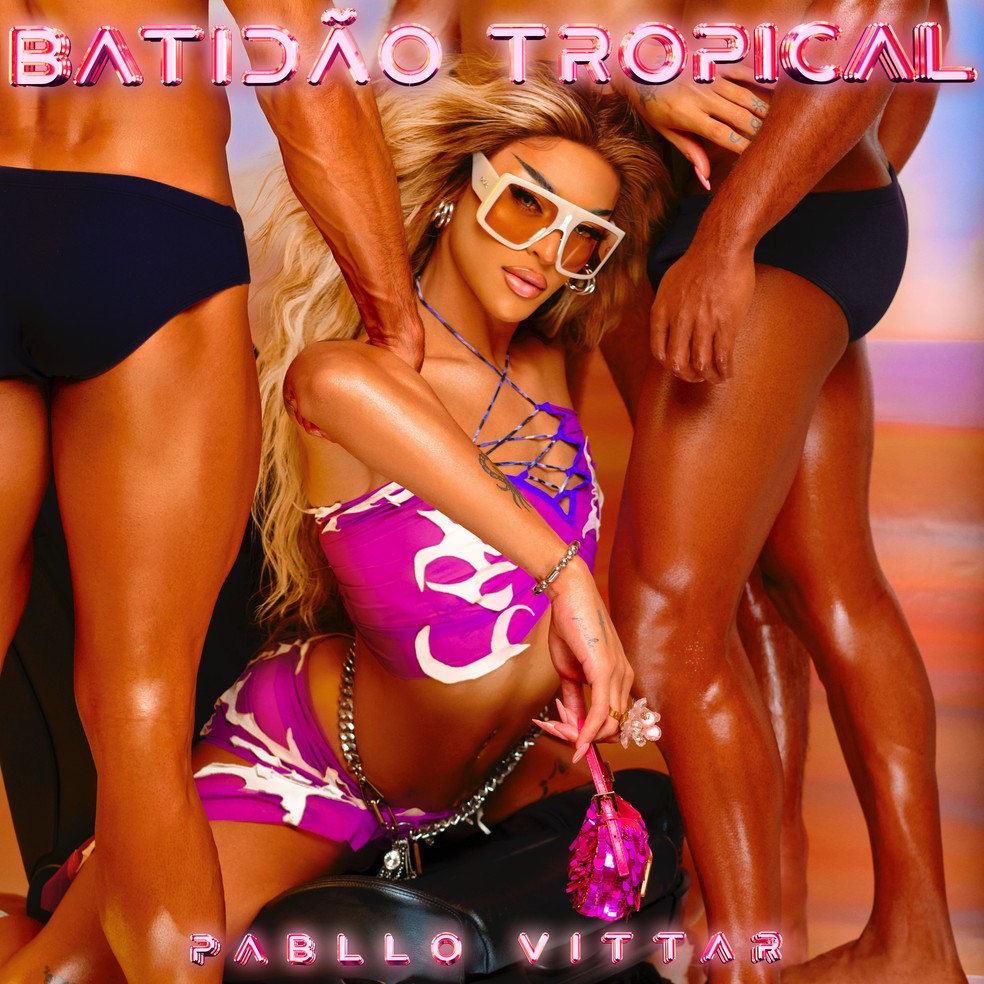 Capa do disco 'Batidão Tropical' de Pabllo Vittar — Foto: Divulgação/Ernna Cost