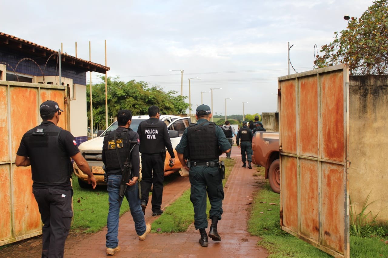 Câmara Municipal de Rurópolis homenageia policiais civis em sessão especial