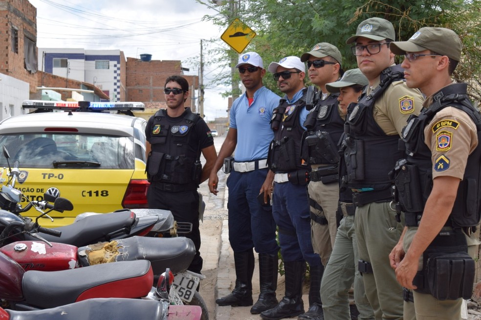 OperaÃ§Ã£o Fecha BatalhÃ£o em Caruaru â Foto: PolÃ­cia Militar/DivulgaÃ§Ã£o