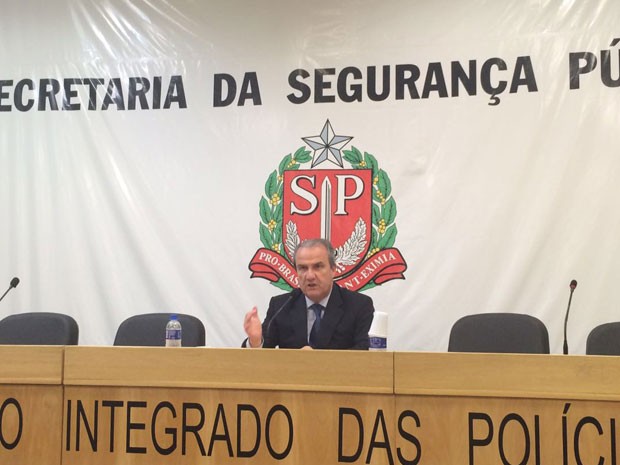  Secretário da Segurança Pública, Mágino Alves Barbosa Filho, em coletiva de imprensa nesta sexta (23) (Foto: Gabriela Gonçalves/G1)