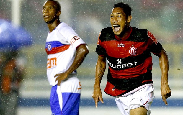 Não vi o Hernane, disse zagueiro do Frizão sobre segundo gol do Fla