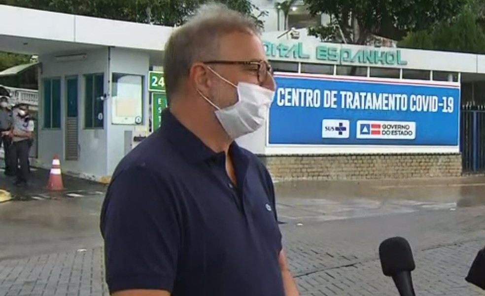 Secretário Fábio Vilas-Boas acredita que surto de paciente foi causado por baixa oxigenação — Foto: Reprodução/TV Bahia
