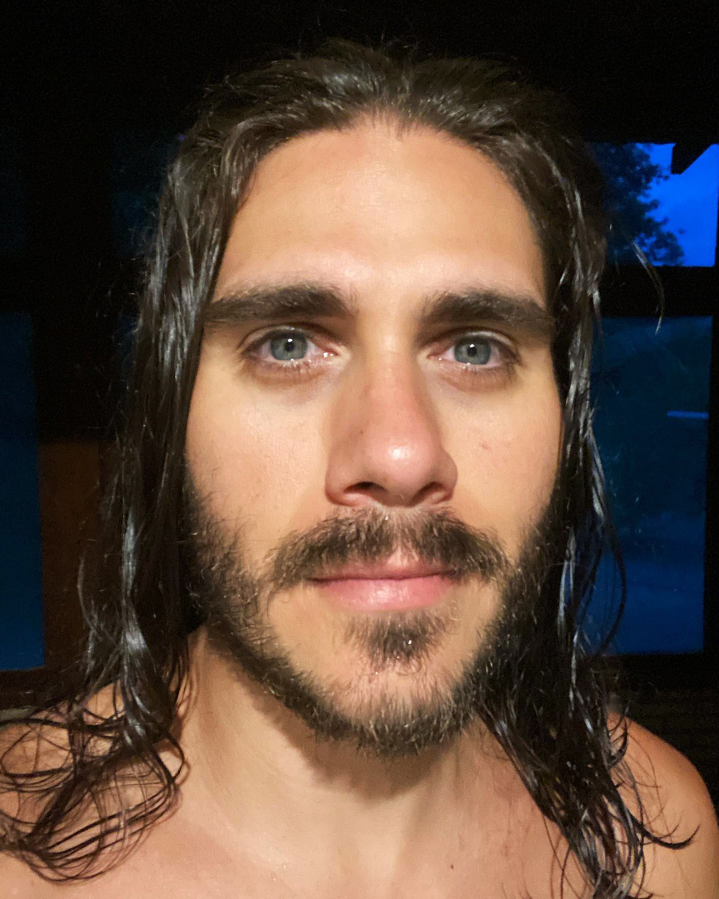 Gabriel Sater oferece tira-gostos de 'Erva doce', disco de tom pantaneiro, no embalo do sucesso na novela das 21h