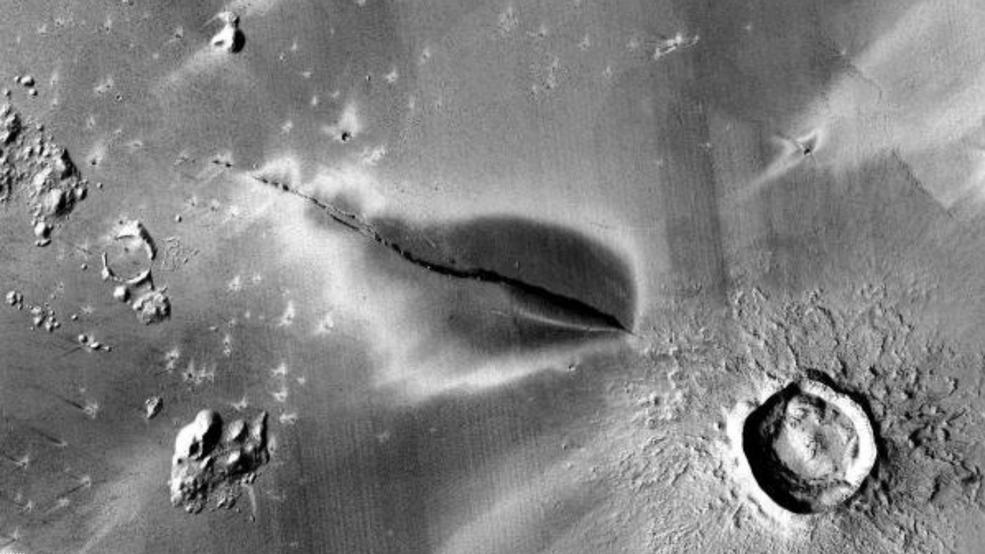 Depósito vulcânico do sistema de fissuras Cerberus Fossae em Marte  (Foto: NASA / JPL / MSSS / The Murray Lab)