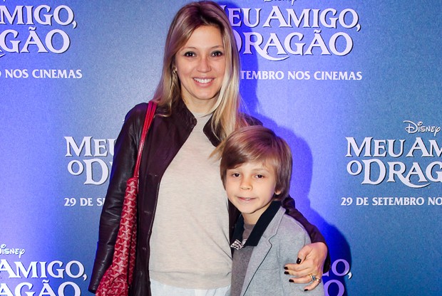Patrícia de Sabrit e o filho, Maximilian (Foto: Manuela Scarpa/Brazil News)