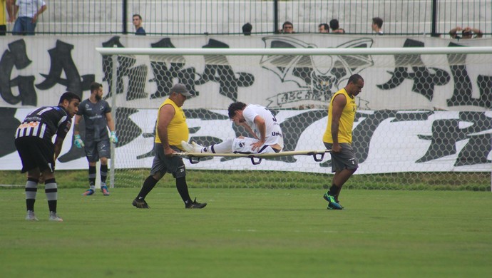 ABC x Botafogo-PB - Estádio Frasqueirão - Gustavo Bastos (Foto: Fabiano de Oliveira)