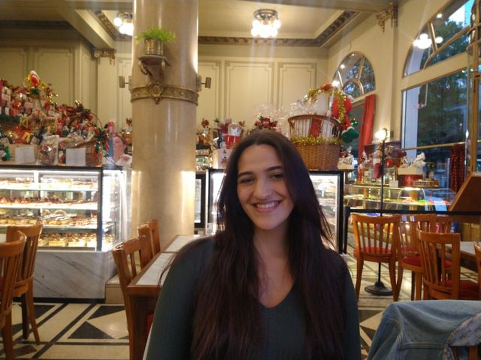 Gabriela também desembarcou na Argentina para realizar o sonho de ser médica.  — Foto: Arquivo pessoal via BBC