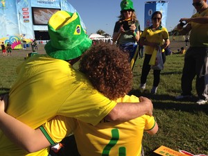 Sósia David Luiz seleção brasileira jogador fan fest porto alegre G1 (Foto: Luiza Carneiro/G1)
