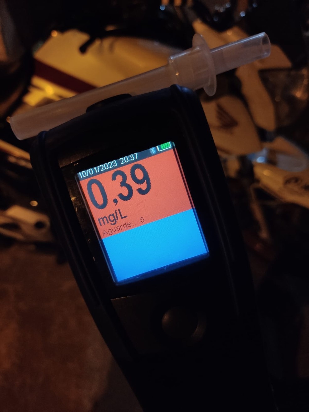 Teste do etil&ocirc;metro (baf&ocirc;metro) &mdash; Foto: Cedida/CPRE