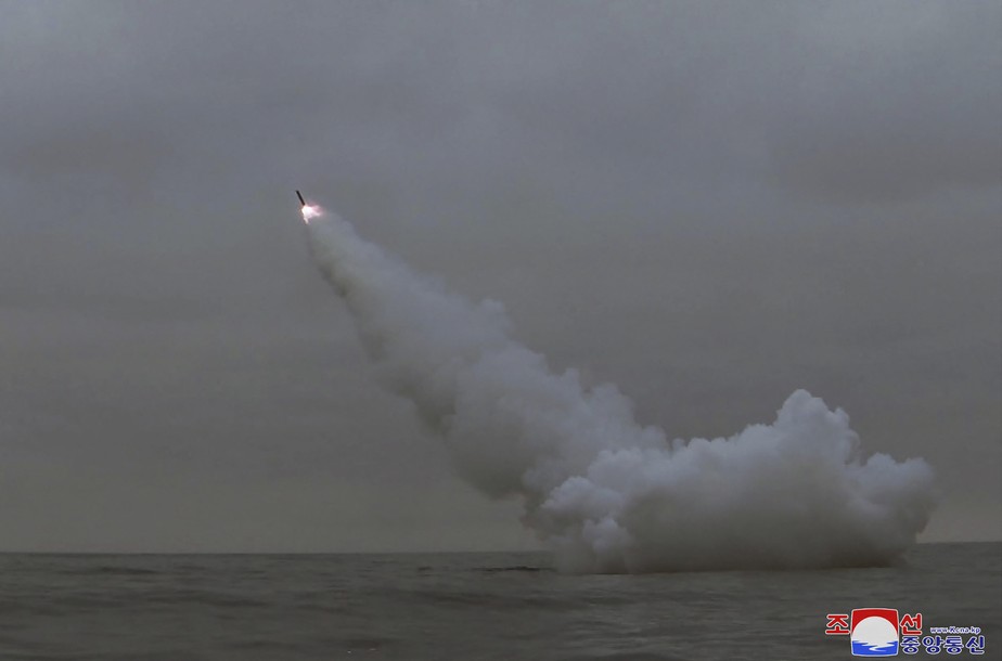 Lançamento de míssil pela Coreia do Norte no último domingo