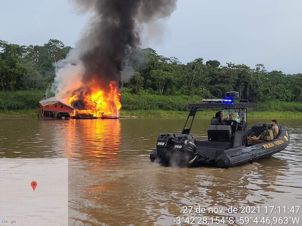 Operação da PF e das Forças Armadas no Rio Negro contra garimpo ilegal — Foto: Divulgação