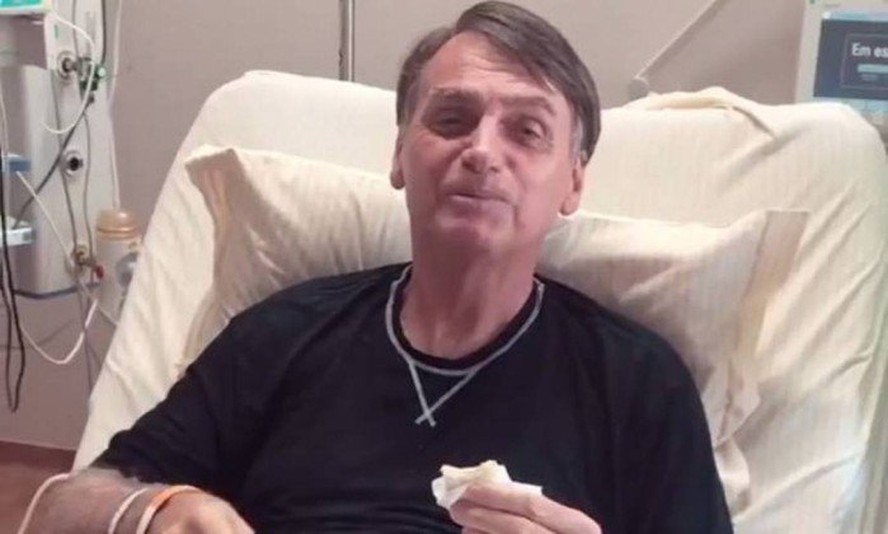 Jair Bolsonaro, candidato do PSL à Presidência, internado no hospital em São Paulo após sofrer atentado durante ato em Minas
