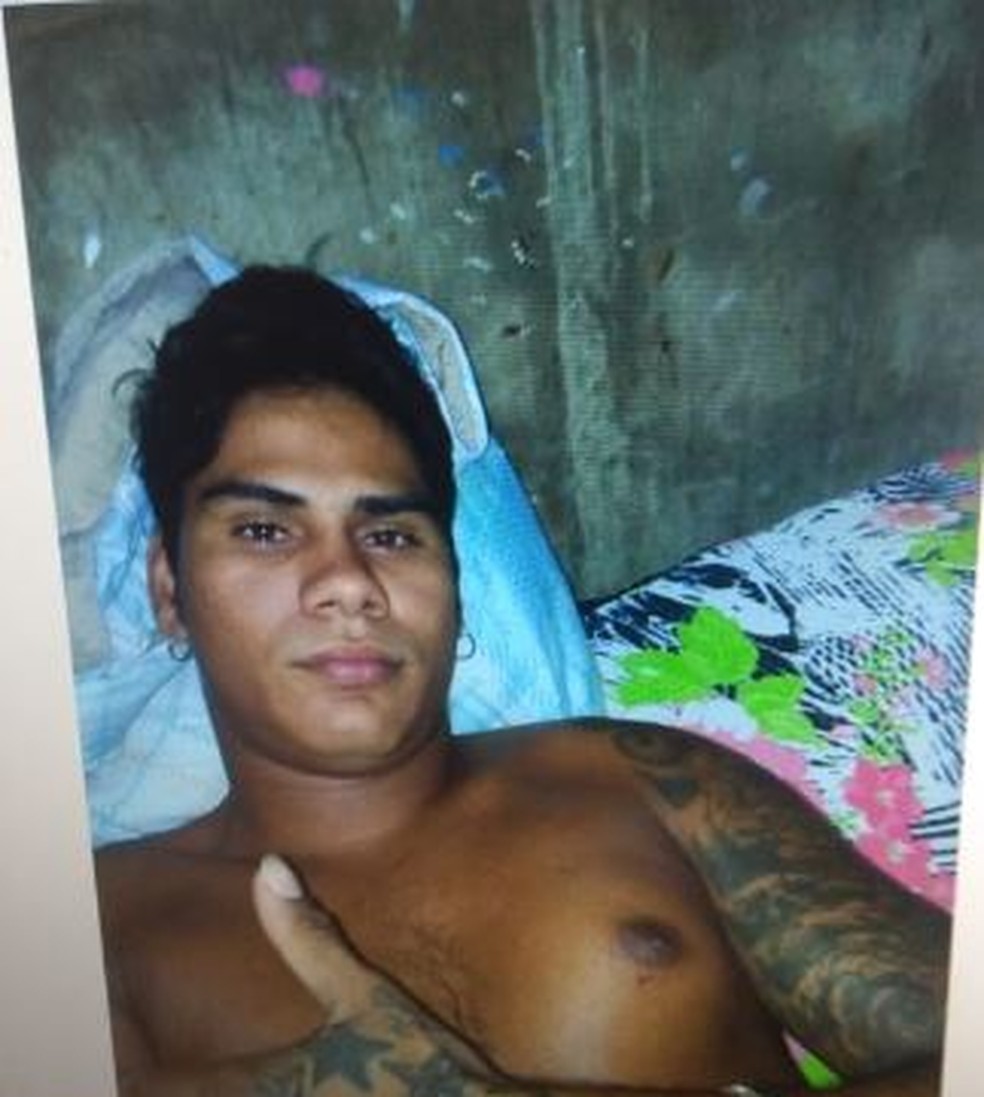  Wellington Vanute Souza da Silva, foi morto com facadas no peito e braço, — Foto: Divulgação