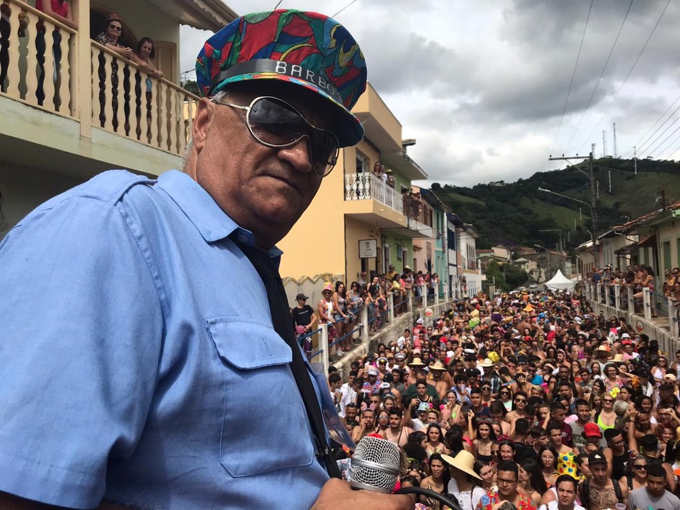 Tradicional Bloco do Barbosa desfilou em São Luiz do Paraitinga em 2020. — Foto: Alice Aires/G1