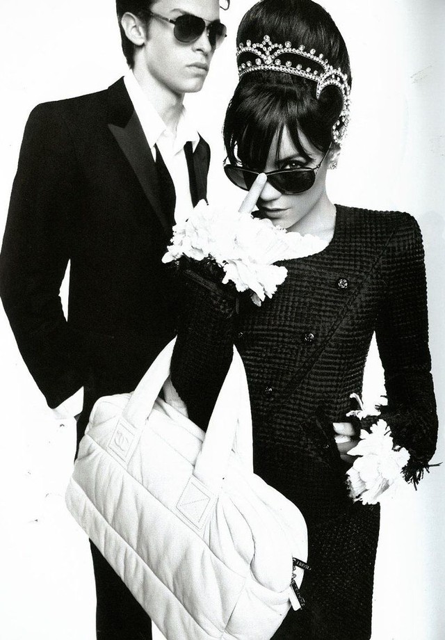 Lily Allen em uma campanha da Chanel em 2009 (Foto: Divulgação) Lily Allen em uma campanha da Chanel em 2009 (Foto: Divulgação)