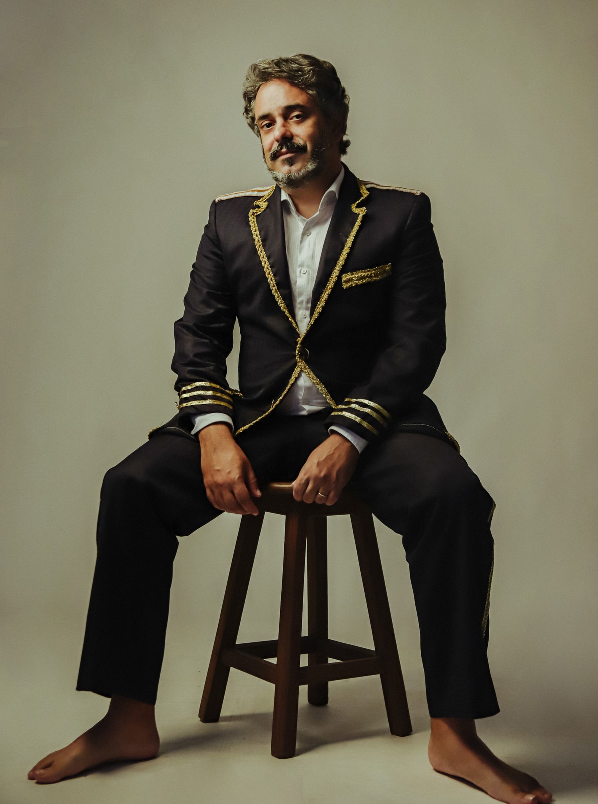 André Mussalem expõe ‘Memórias do Capitão Melancolia’ em álbum com Regional da Tristeza que Balança |  Weblog do Mauro Ferreira