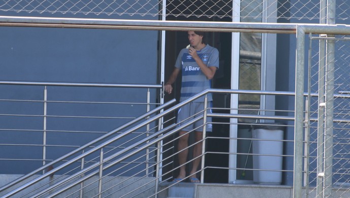 Grêmio faz treino técnico ainda sem Geromel e com saída de Renato